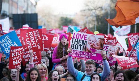 Precious Life welcome news of Judicial Review on referendum on the eighth amendment