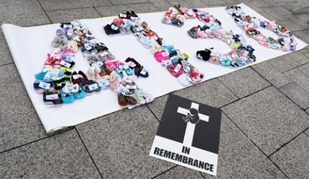 'LIFE CHAIN' at Belfast City Hall commemorates NI abortion anniversary